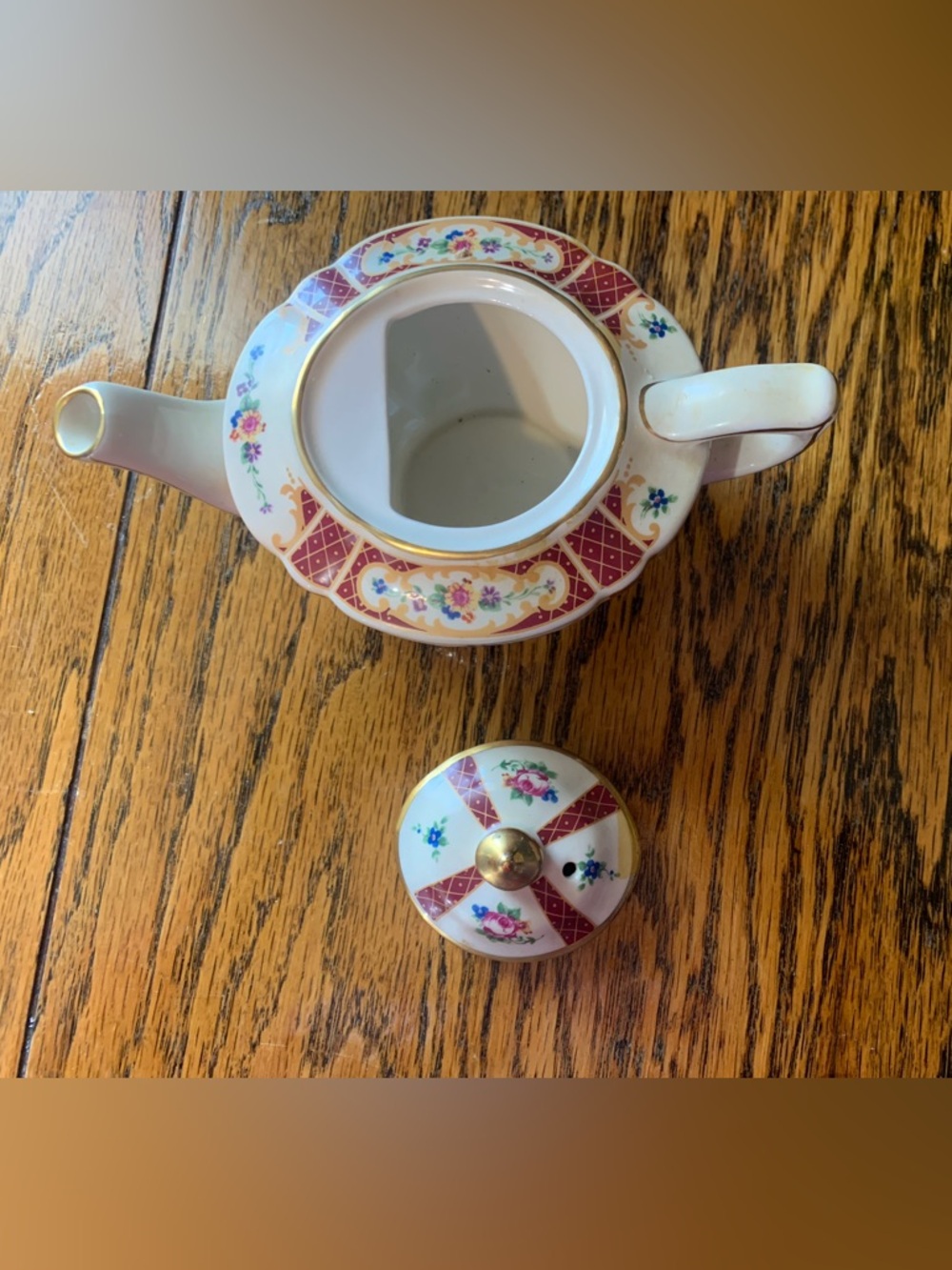 Teapot - Picture 2 of 3
